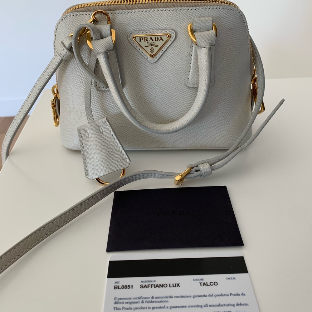 * SOLD *Authentic Prada saffiano lux mini promenade bag